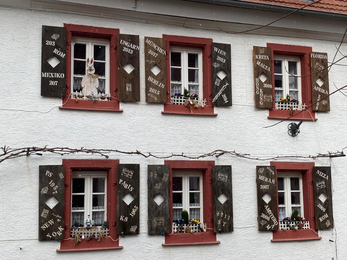 Phoenix Aus Der Asche Apartment Rhodt unter Rietburg