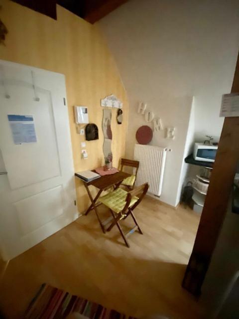 Phoenix Aus Der Asche Apartment Rhodt unter Rietburg